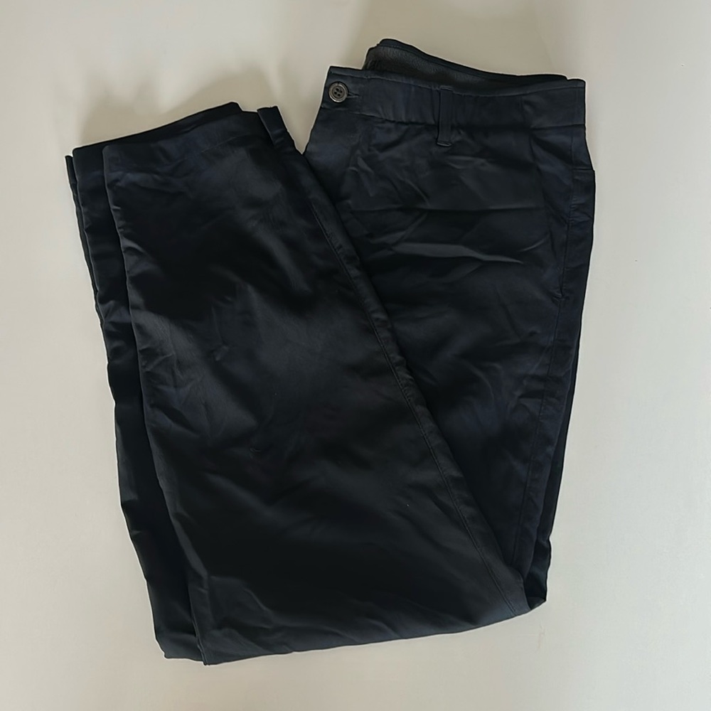 Men’s under Armour 38x32 stretch golf pants like new
